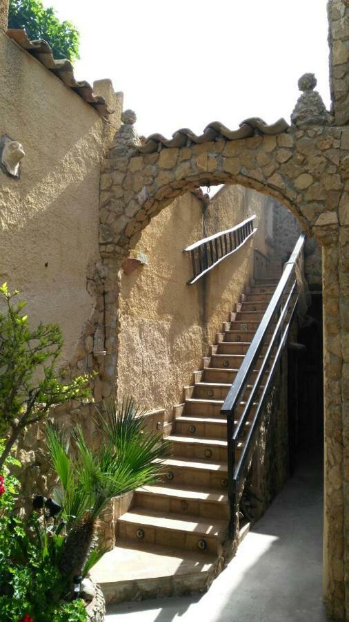 Casa Vacanze Mediterraneo Villa Tre Fontane Bagian luar foto
